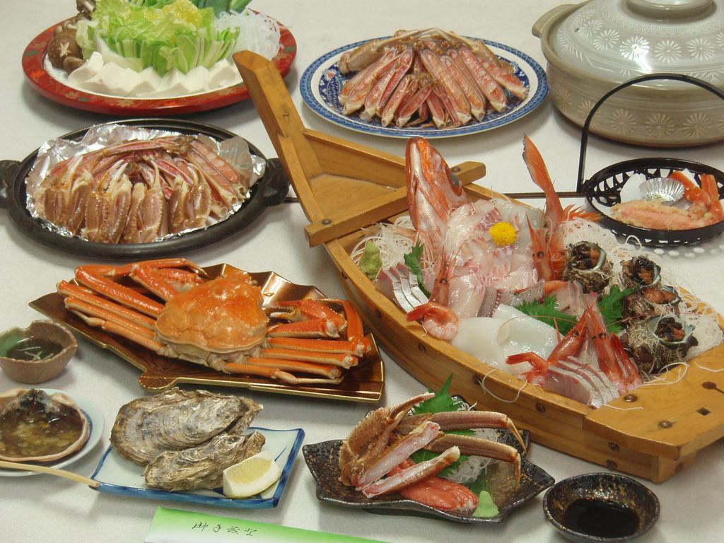 Minshuku Wada Hotel Киотанго Екстериор снимка